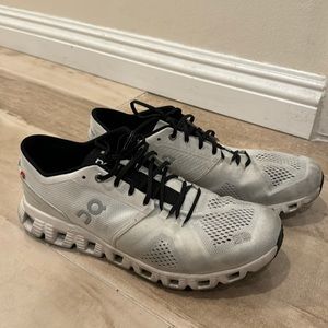 men’s size 10 shoes!